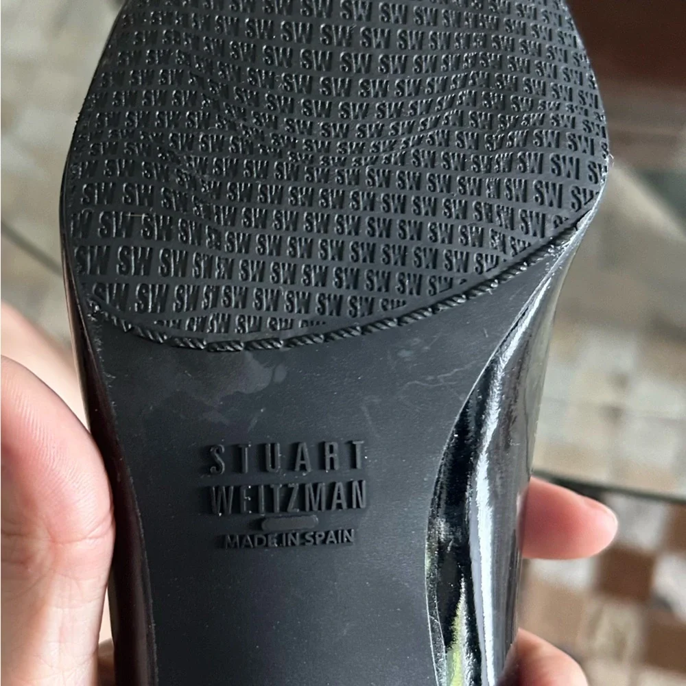 NIB RARE Stuart Weitzman Black Soft Patent Leather Kitten Heel Chic Pumps 8.5